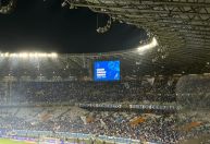 Torcedor do Cruzeiro que morreu atropelado por ônibus em BH é homenageado no Mineirão