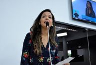 Priscila Costa ganha força como possível vice de Flávio Bolsonaro
