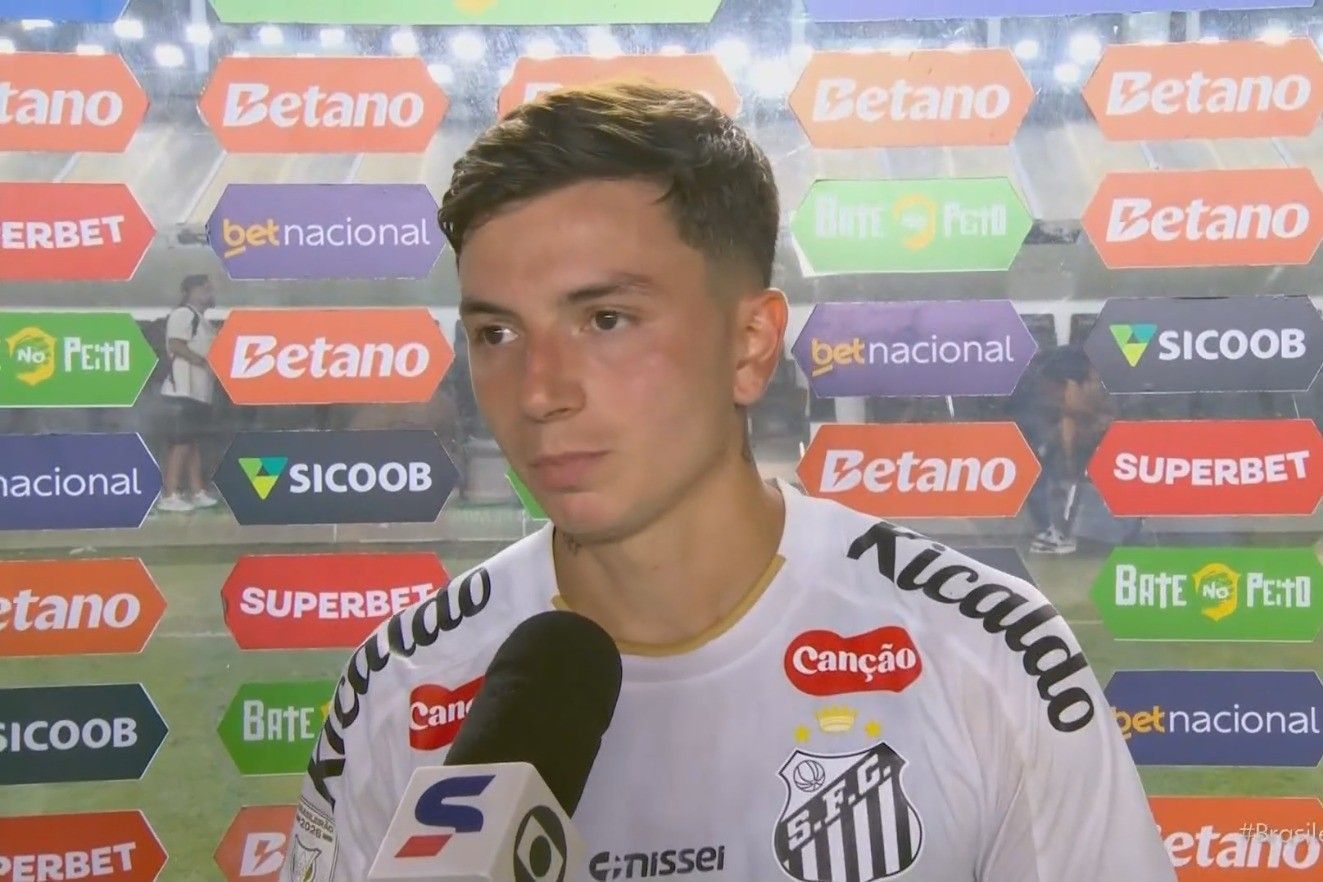 Barreal é direto sobre demora em mudança após derrota do Santos: 'Fomos inocentes'