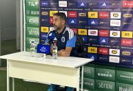 Artur Jorge abre o jogo e explica escalação de Otávio em Goiás x Cruzeiro