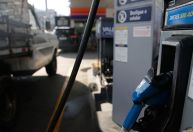 Pacote federal alivia preço do diesel em Minas, mas alta de 7% em um mês ainda pressiona