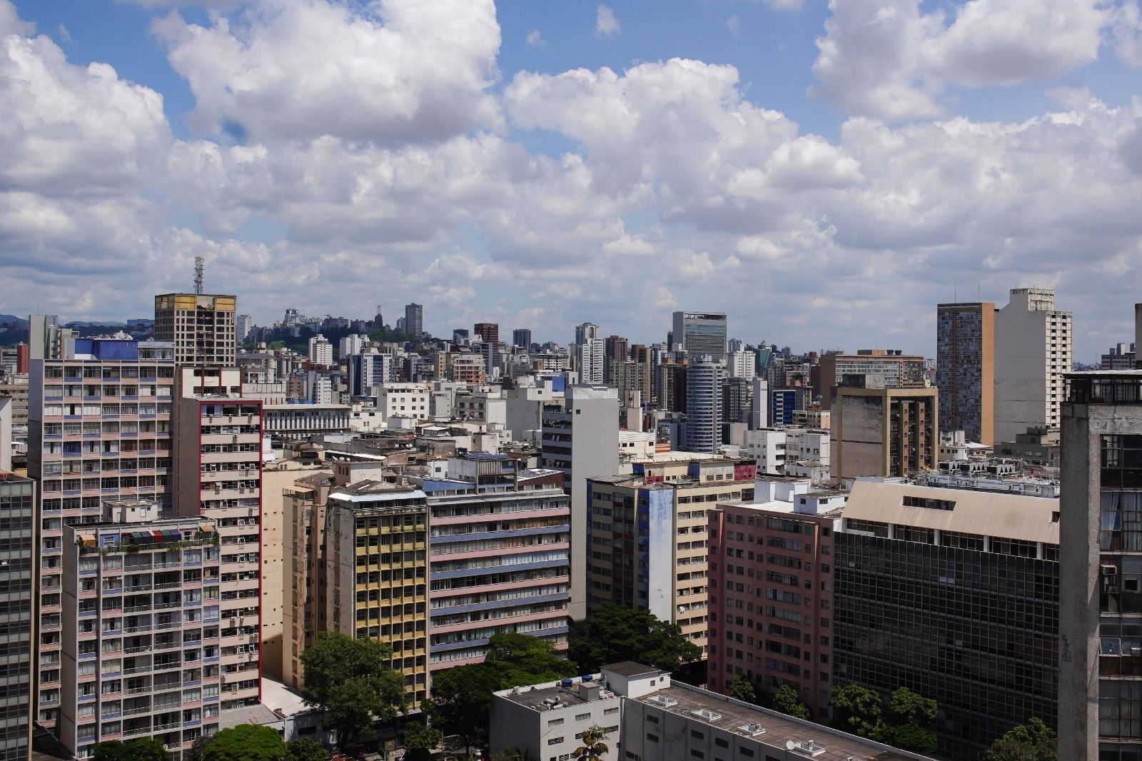 Mercado imobiliário de BH apresenta maturidade no segmento  de médio-alto padrão
