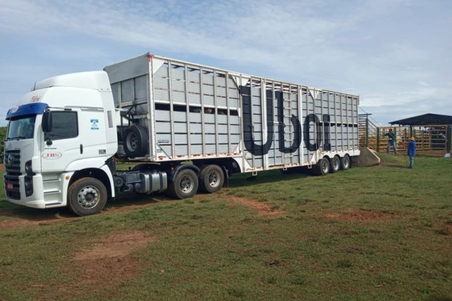 Inflação dos alimentos sobe com altas dos fretes, leite e derivados