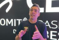 Giba exalta mineiros na final da Superliga Feminina, mas ativa ‘modo sincerão’