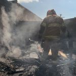 Incêndio atinge residência em Poços de Caldas, no Sul de Minas