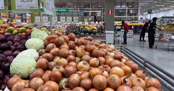 Valor do quilo da cebola na Ceasa avançou 69,35% em março, para R$ 2,68, de acordo com a Conab