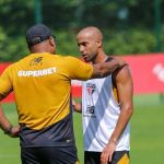 Lucas pode voltar ao São Paulo em jogo contra o Bahia após se recuperar de fraturas