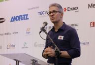 Zema diz que que há corrupção na direita e que PL tem 'frutas podres'