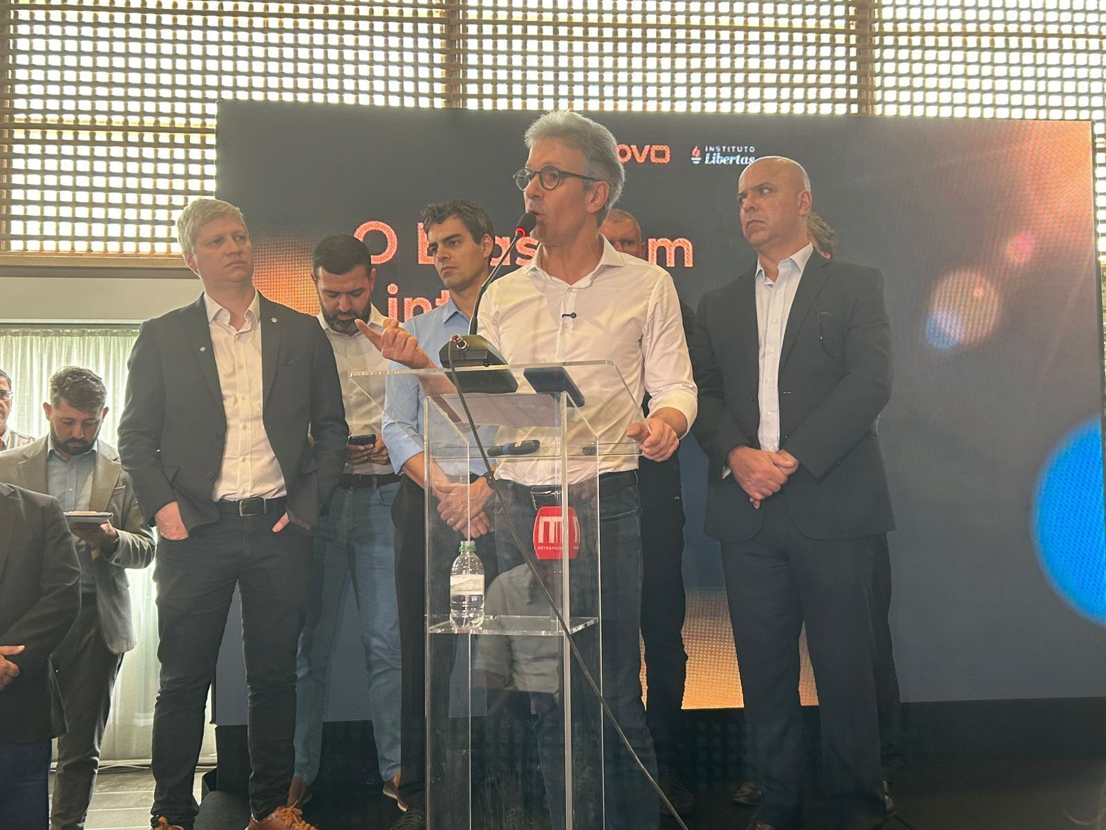 Zema defende que parentes de ministros não tenham 'negócios jurídicos'