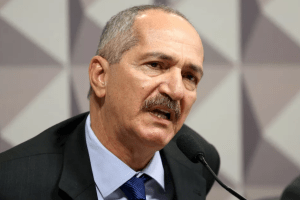 Presidenciável quer ampliar número de ministros no STF para contrabalançar indicações do PT