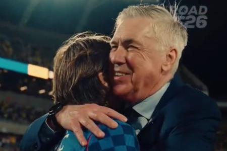 Luka Modric e Carlo Ancelotti em conversa após Brasil 3 x 1 Croácia, em 2026