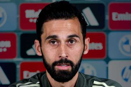 Álvaro Arbeloa em entrevista coletiva no Real Madrid em 2026