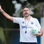 Cruzeiro não terá dupla para duelo contra o Remo, mas joia viaja com o time