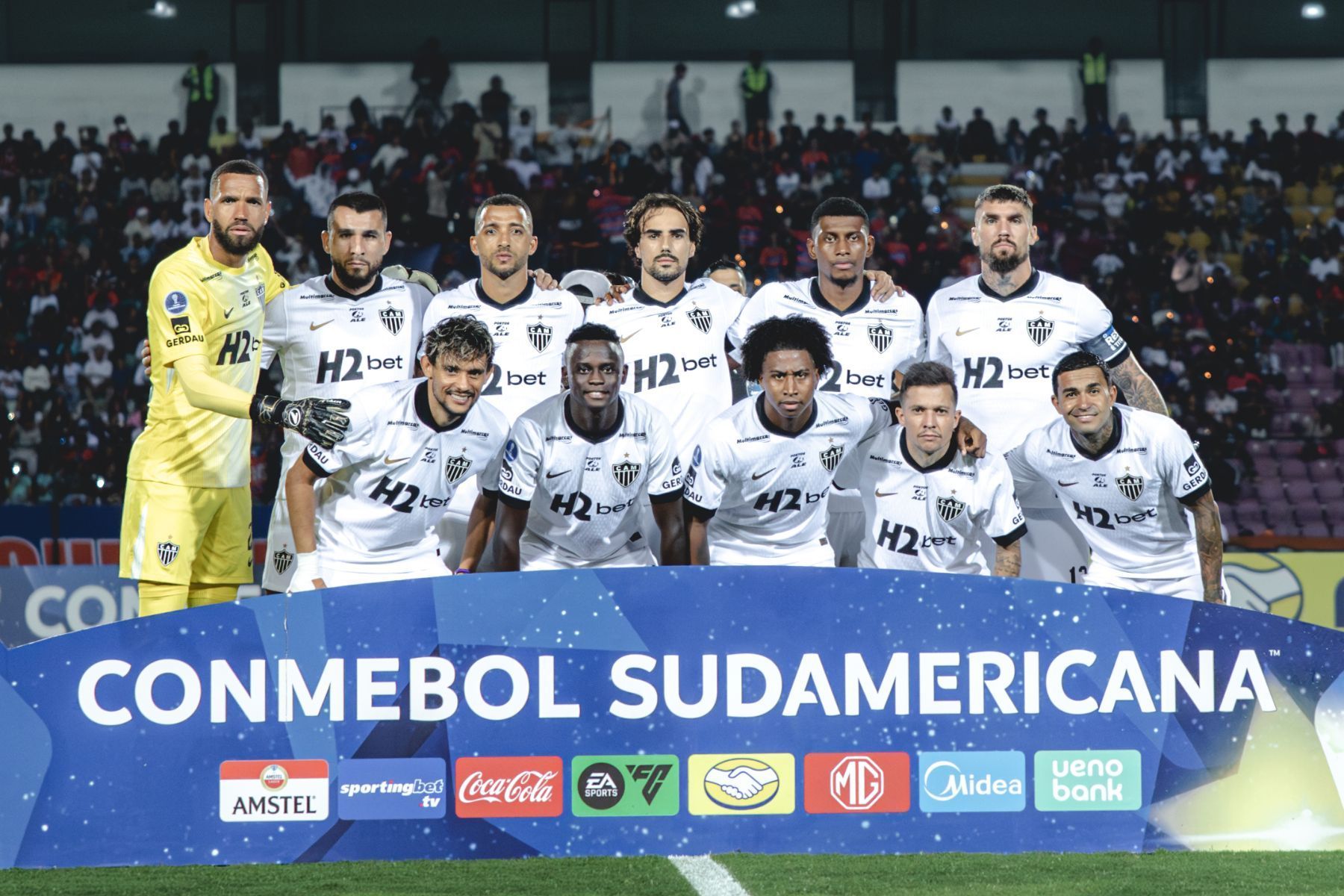 Lateral do Atlético sofre lesão e fica fora de jogo pela Sul-Americana