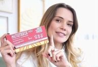 Ex-BBB Marcela Mc Gowan explica autoteste de HIV do SUS; saiba como usar