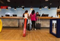 Hotéis têm prazo até 20 de abril para adotar ficha digital de hóspedes