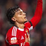 Ex-Palmeiras marca, mas Benfica tropeça e só empata com o Casa Pia pelo Português