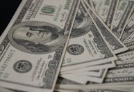 Brasil e Estados Unidos decidem nova taxa de juros em meio a guerra e inflação