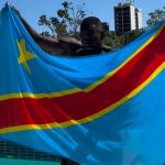 Bolasie faz a festa e dança após classificação da RD Congo à Copa de 2026