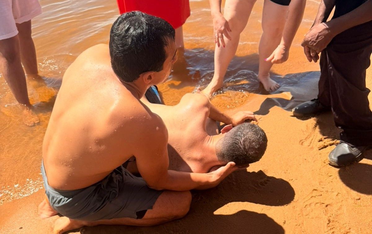 Bombeiro de folga salva homem de afogamento no lago de Boa Esperança