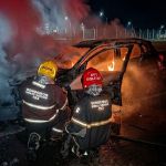 Apagão: Veículo fica totalmente destruído após pane na LMG-605, em Januária