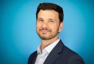 Conheça o brasileiro que saiu do setor de bagagens e virou vice-presidente da American Airlines