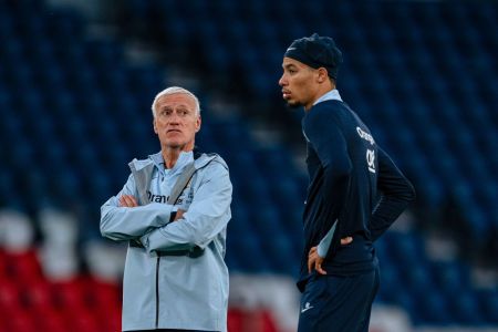 Deschamps mandou recado a Ekitike