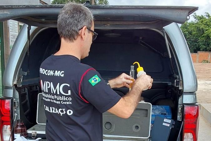 Postos de combustíveis são autuados por irregularidades no Norte de Minas