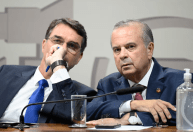 Eventual governo Flávio Bolsonaro não será 'capturado pelo sistema', diz Marinho