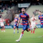 Ex-Atlético marca golaço, Fortaleza vence CRB e abre vantagem na Copa do Brasil