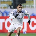 Zagueiro do Fluminense cita Cruzeiro x Boca para criticar arbitragem na Libertadores