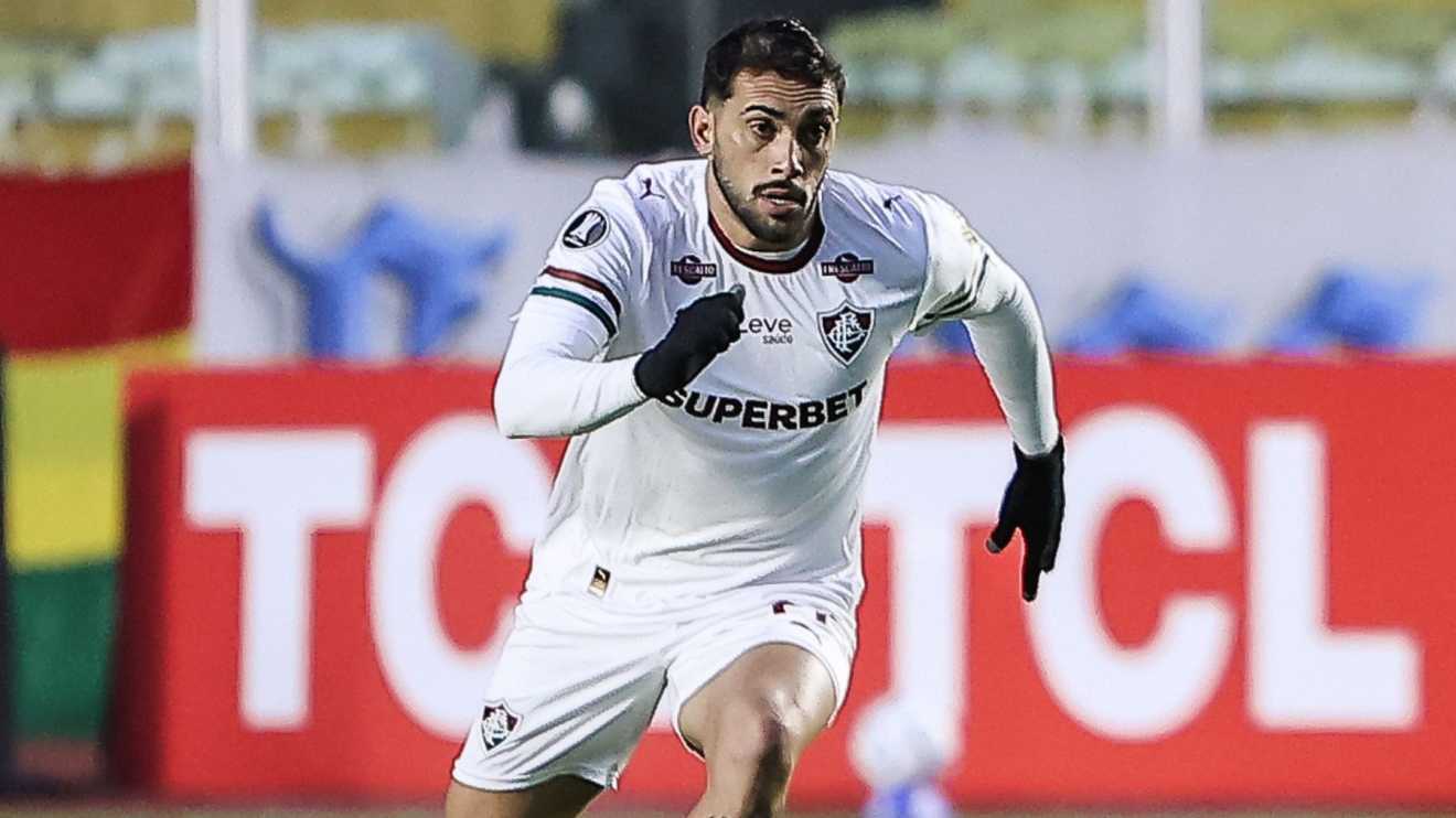 Zagueiros do Fluminense são observados, e clube estuda o mercado por reforços