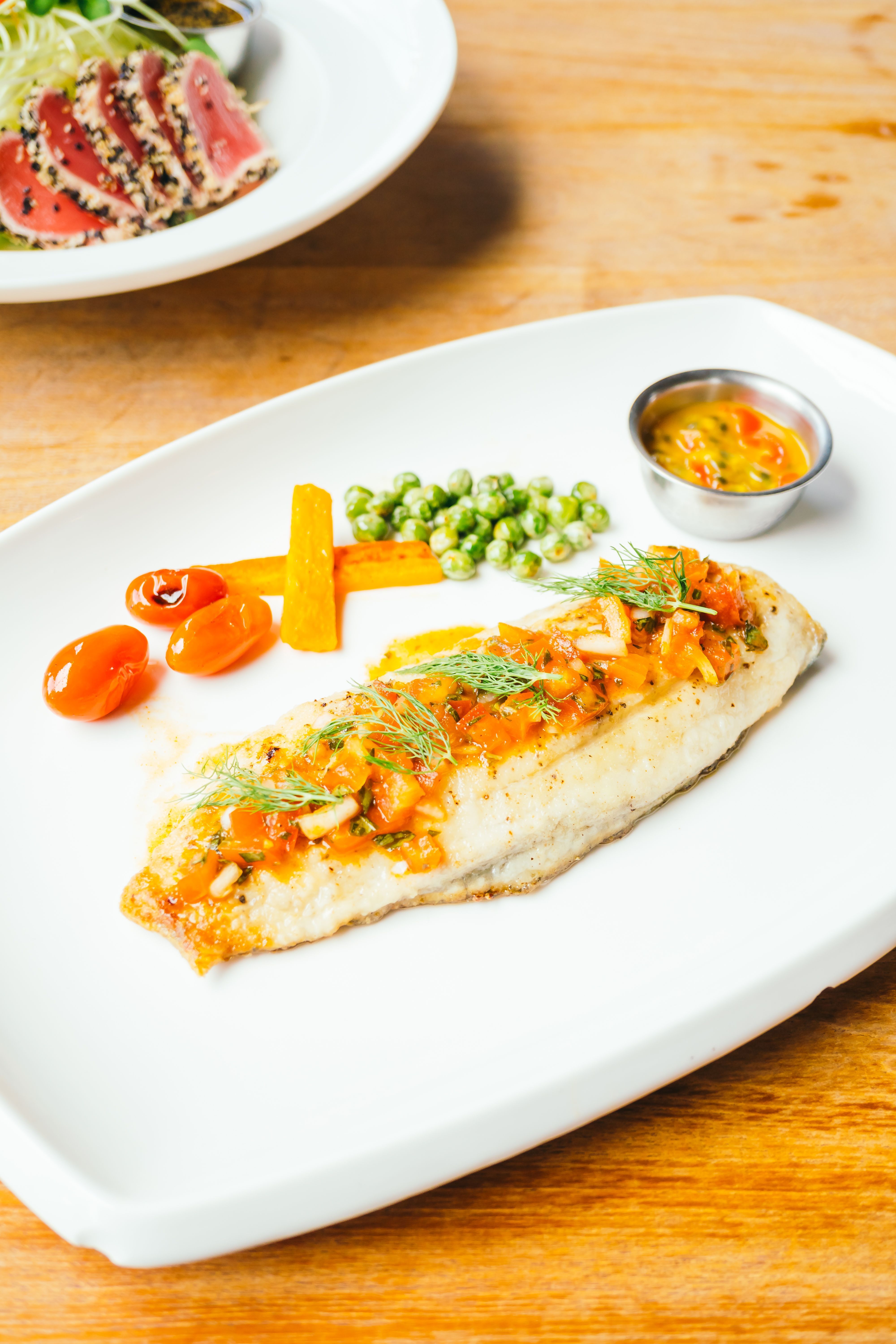 Receita de peixe com molho harissa para o almoço de fim de semana