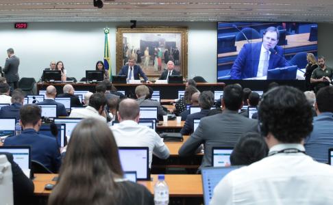 Discussão e votação de propostas legislativas das PECs que tratam sobre o fim da escala 6 x 1 na Comissão de Constituição e Justiça da Câmara