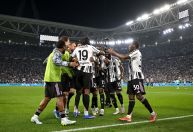 Juventus bate Bologna em casa e segue firme em luta por vaga na Champions