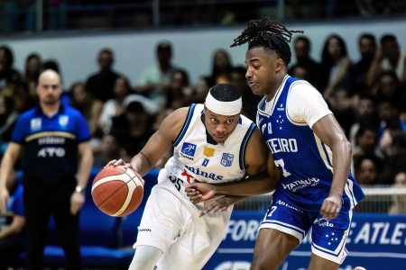 Minastenistas venceram o primeiro duelo, na Arena UniBH