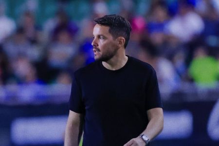 Larcamón deixa o comando do Cruz Azul e está livre no mercado