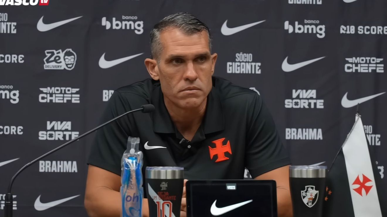 Auxiliar cita ‘gosto amargo’ e indica o que atrapalhou o Vasco na Sul-Americana