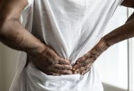 Lesão medular: neurocirurgião explica o que é, causas e como evitar