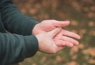 Síndrome do túnel do carpo: médico explica o que é, sintomas e tratamento