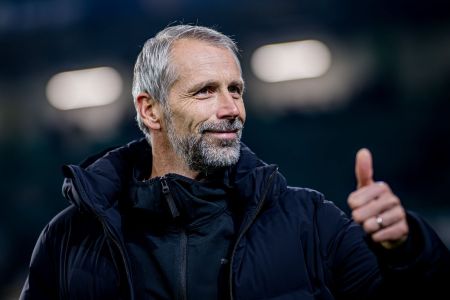 O alemão Marco Rose vai assumir o clube inglês