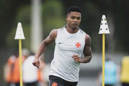 Matheus França foi emprestado pelo Crystal Palace ao Vasco • Reprodução/Vasco