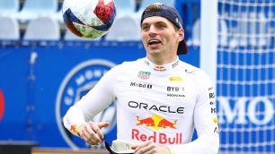 Red Bull banca permanência de Verstappen e ignora rumores de saída