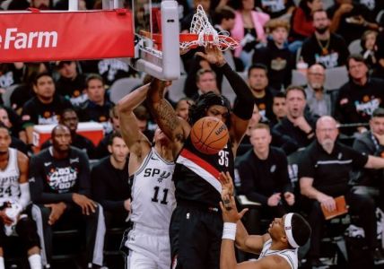 Equipes se enfrentaram na noite desta terça-feira (21) em San Antonio