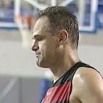Último jogo de Oscar Schmidt na carreira foi disputado no ginásio do Minas