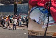 Doação de peixe em BH: homem entra na fila 4 vezes e pega 8 kg enquanto outros ficam sem