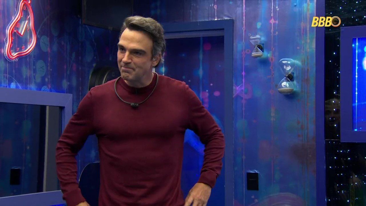 BBB 26: Tadeu Schmidt entra na casa para dinâmica inédita com finalistas