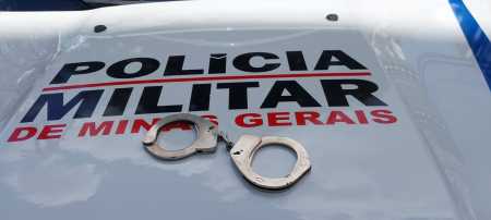 Tráfico de drogas ocorria na porta da igreja