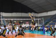 Horário e onde assistir ao vivo Praia Clube x Campinas, pela Superliga Masculina