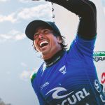 Miguel Pupo vira sobre Yago Dora e conquista Bells Beach em inédita final brasileira